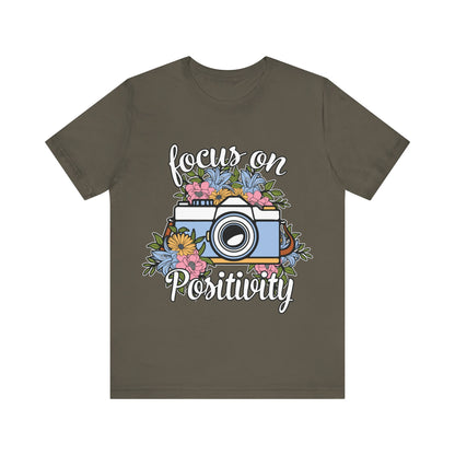 Focus on positivity - Camera  - Jersey Short Sleeve Tee | 3